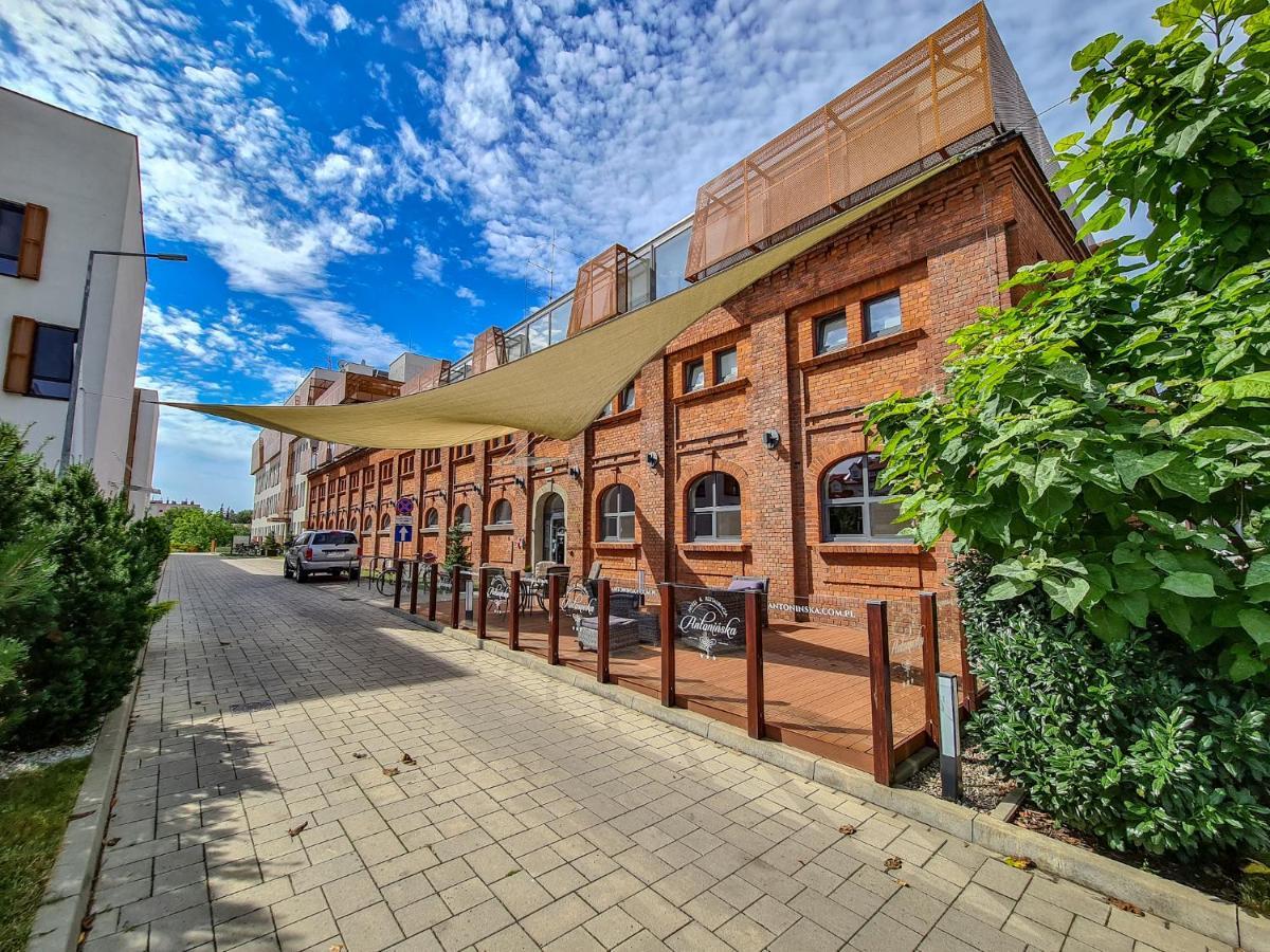 Antonińska Hotel&Apartamenty Leszno  Bagian luar foto
