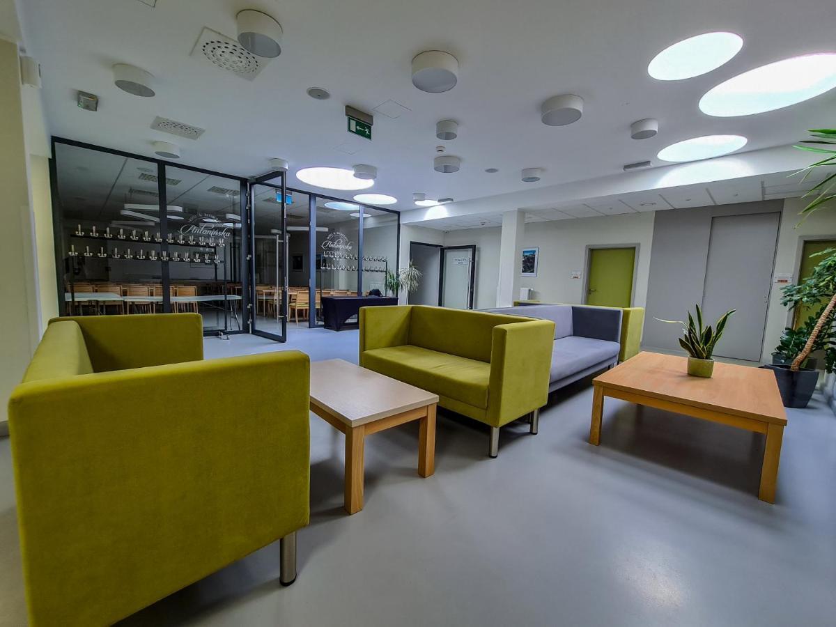 Antonińska Hotel&Apartamenty Leszno  Bagian luar foto
